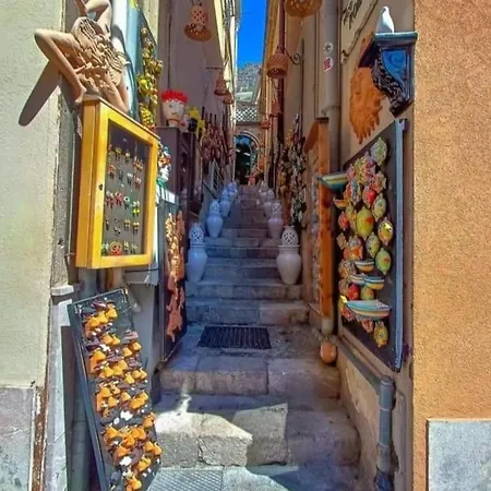 Le Ancorette Giardini-Naxos